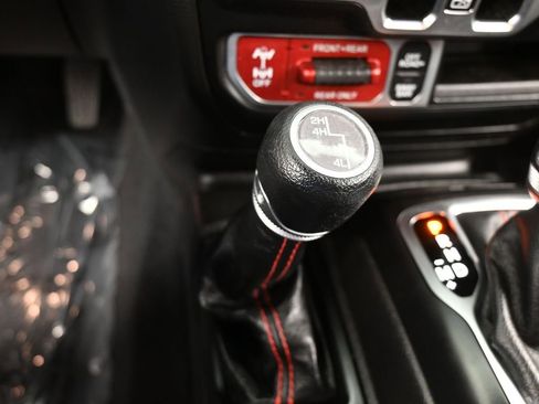 Used 2023 Jeep Gladiator Rubicon w/ Trailer Tow Package image 27