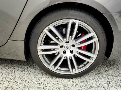 Used 2017 Maserati Quattroporte S GranSport Q4 AWD/4WD image 9