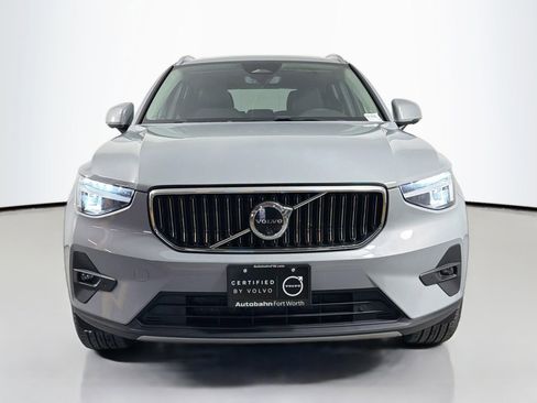 Certified 2024 Volvo XC40 B5 Plus w/ Climate Package image 2
