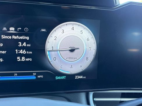 Used 2025 Hyundai Elantra SEL image 19