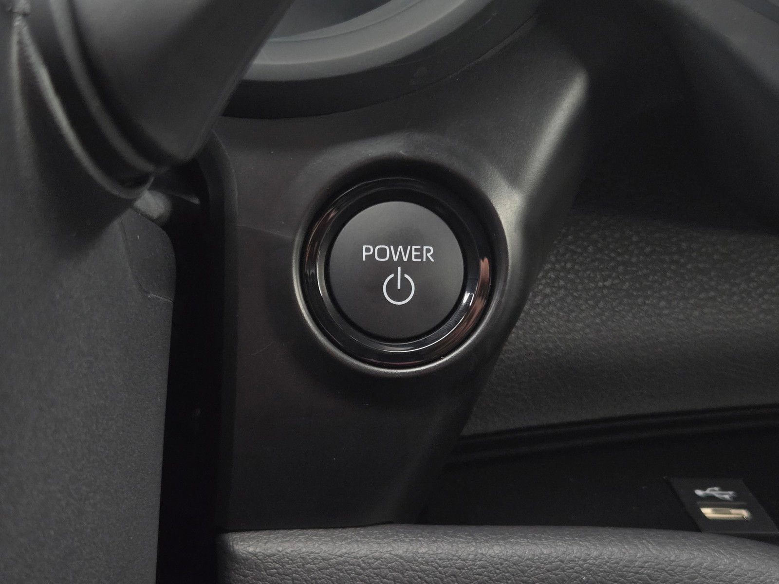 Certified 2026 Toyota Sienna Limited AWD/4WD image 20