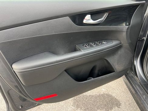 Used 2022 Kia Forte GT-Line w/ GT-Line Technology Package image 16