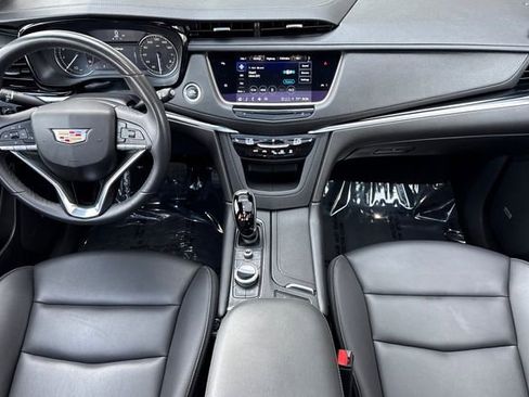 Used 2023 Cadillac XT6 Luxury AWD/4WD image 15
