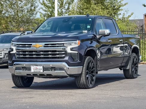 Used 2023 Chevrolet Silverado 1500 LTZ w/ LTZ Convenience Package II AWD/4WD image 7