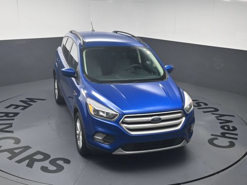Used 2018 Ford Escape SE w/ SE Sync 3 Package FWD image 31
