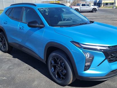 New 2026 Chevrolet Trax LT w/ Driver Confidence Package