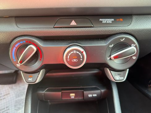 Used 2023 Kia Rio LX FWD image 16