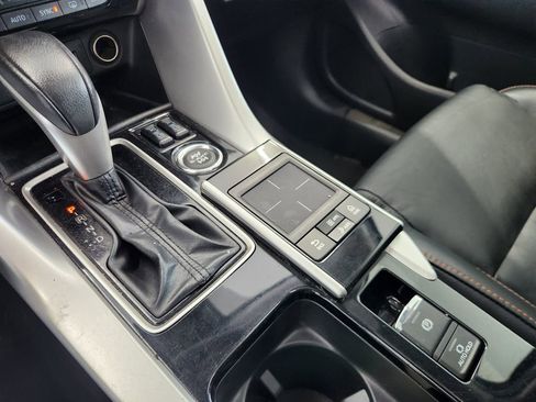 Used 2019 Mitsubishi Eclipse Cross SE image 28