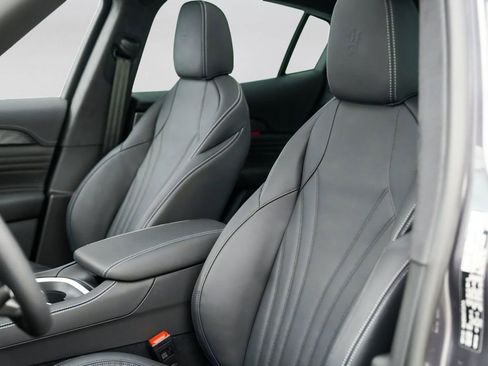 New 2025 Maserati Grecale Modena AWD/4WD image 4