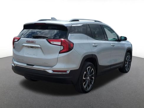 Used 2022 GMC Terrain SLT w/ Infotainment Package II AWD/4WD image 6