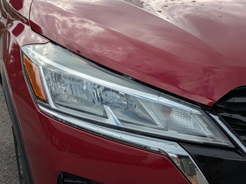 Certified 2024 Nissan Kicks SV FWD image 10