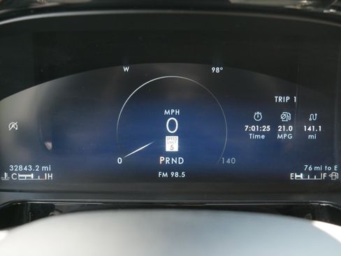 Used 2023 Lincoln Corsair Reserve AWD/4WD image 33