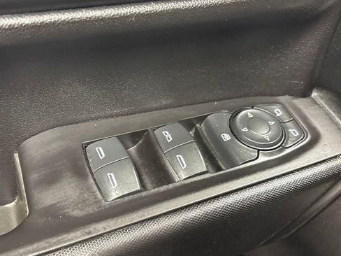 Used 2021 Chevrolet Silverado 1500 Custom AWD/4WD image 12