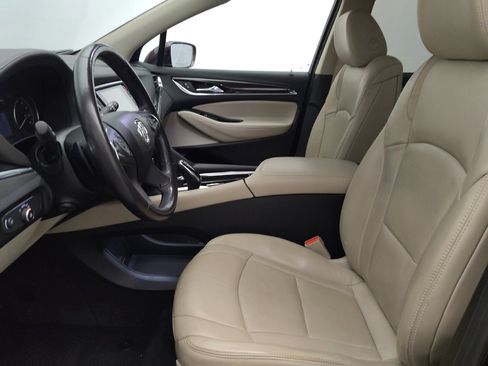 Used 2018 Buick Enclave Premium w/ Experience Buick Package FWD image 17