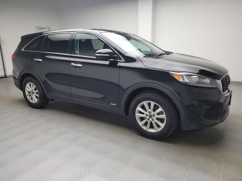 Used 2019 Kia Sorento AWD V6 image 11