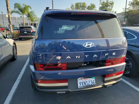 Used 2025 Hyundai Santa Fe Limited FWD image 5
