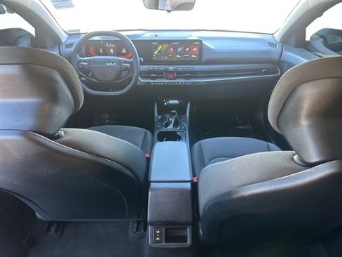 Used 2025 Kia K4 FWD image 10
