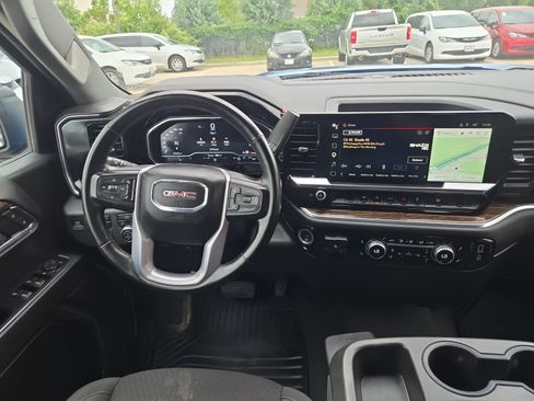 Used 2023 GMC Sierra 1500 Elevation AWD/4WD image 16