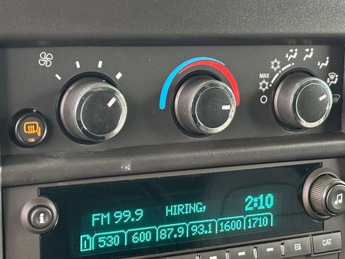 New 2025 Chevrolet Express 3500 w/ Driver Convenience Package image 15