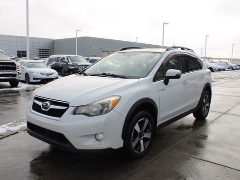 Used 2015 Subaru Crosstrek Touring image 3