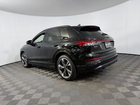 Used 2024 Audi Q4 e-tron Prestige w/ Black Optic Package AWD/4WD image 10