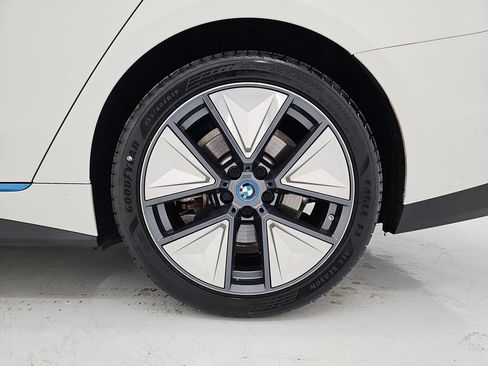 Used 2023 BMW i4 eDrive35 RWD image 46