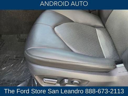 Used 2022 Toyota Camry XLE image 18