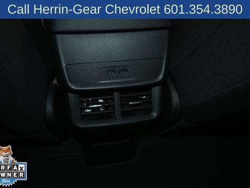 Used 2025 Chevrolet Equinox LT w/ Safety and Technology Package FWD image 18