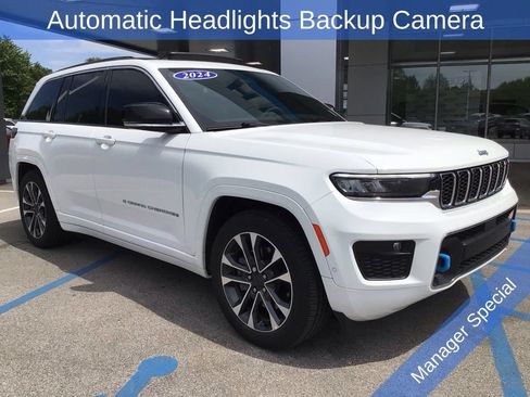 Used 2024 Jeep Grand Cherokee Overland w/ Luxury Tech Group IV AWD/4WD image 5