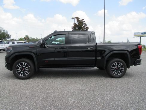 New 2026 GMC Sierra 1500 AT4 w/ AT4 Premium Package AWD/4WD image 4