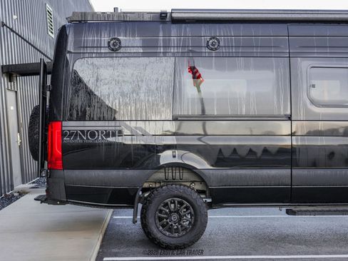 Used 2024 Mercedes-Benz Sprinter 2500 image 10