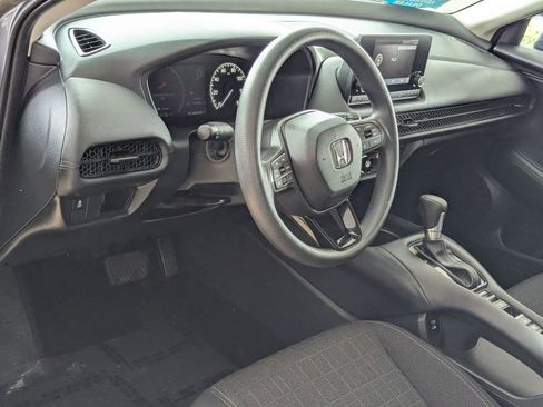 Used 2025 Honda HR-V LX image 15