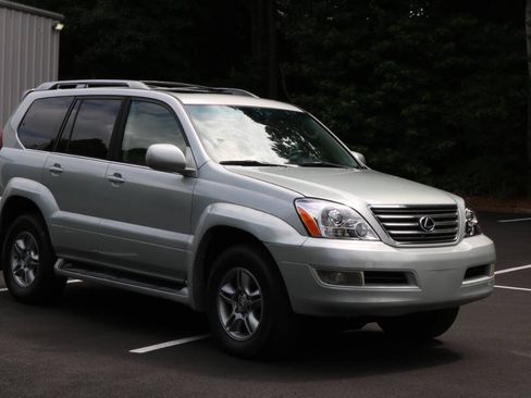 Used 2005 Lexus GX 470 AWD/4WD image 3