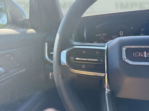 Used 2026 GMC Terrain Elevation w/ Technology Package II AWD/4WD image 14