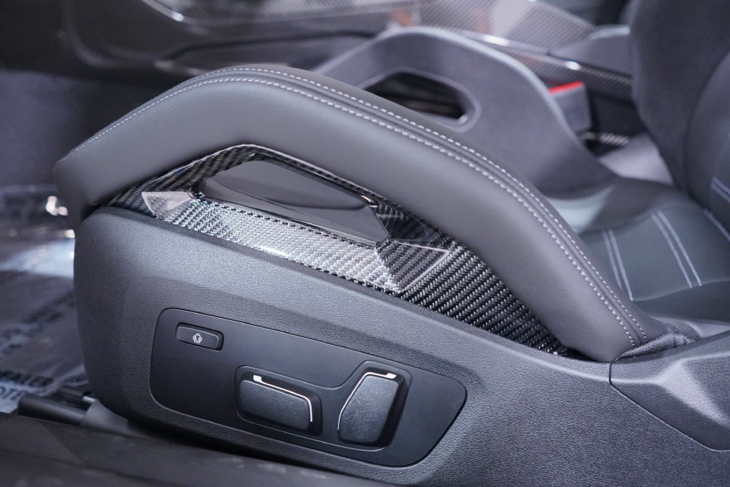 New 2026 BMW M2 CS RWD image 8