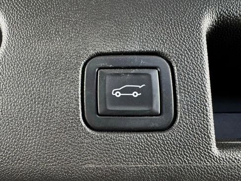 Used 2021 Chevrolet Equinox LT AWD/4WD image 31