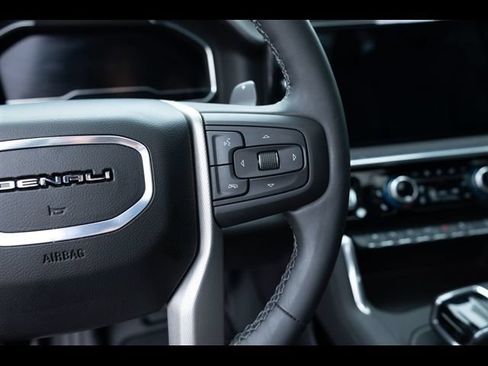 Used 2025 GMC Sierra 1500 Denali w/ Technology Package AWD/4WD image 15