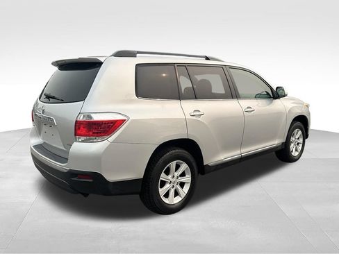 Used 2013 Toyota Highlander SE AWD/4WD image 7