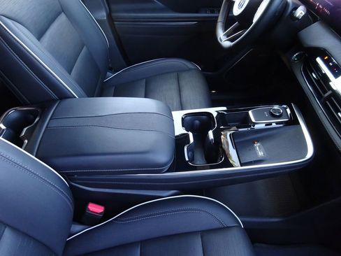 Certified 2025 Buick Enclave Sport Touring image 21