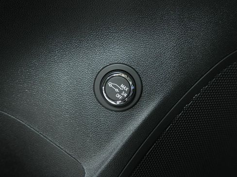 New 2025 Buick Envision Sport Touring image 27