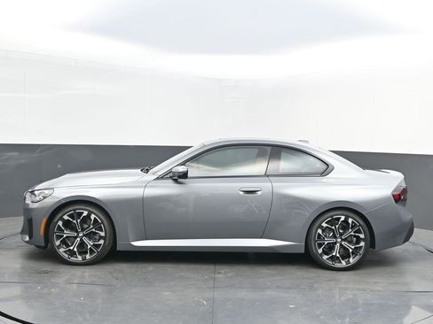 New 2025 BMW 230i Coupe w/ Premium Package image 4