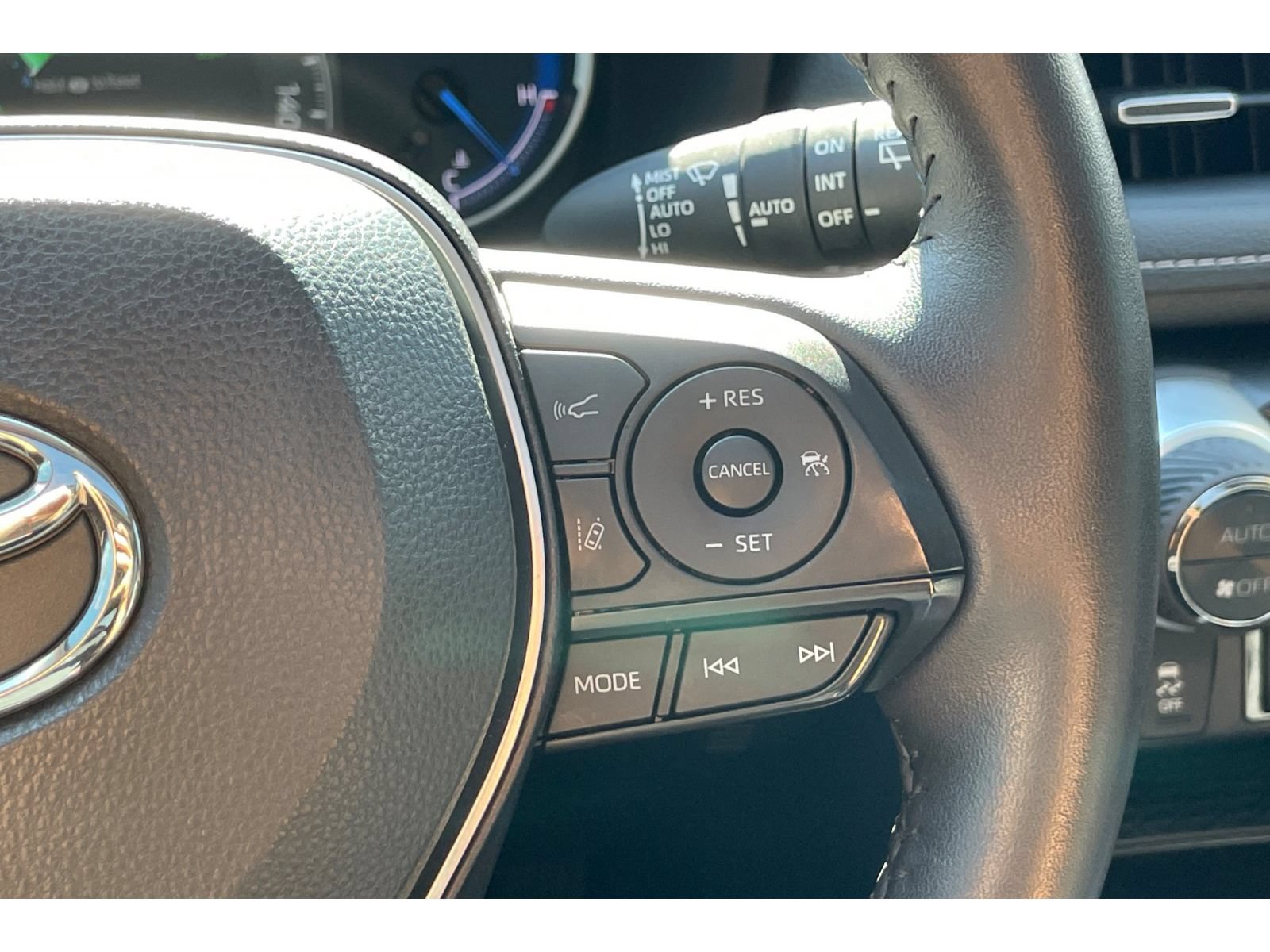 Used 2024 Toyota RAV4 XLE Premium w/ Weather Package AWD/4WD image 37