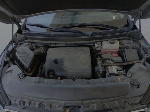 Certified 2019 Buick Enclave Essence FWD image 31