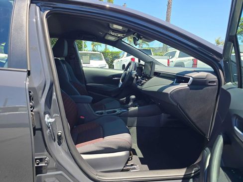 Certified 2026 Toyota Corolla SE w/ Carpet Mat Package (TMS) FWD image 10