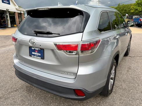 Used 2015 Toyota Highlander XLE AWD/4WD image 5