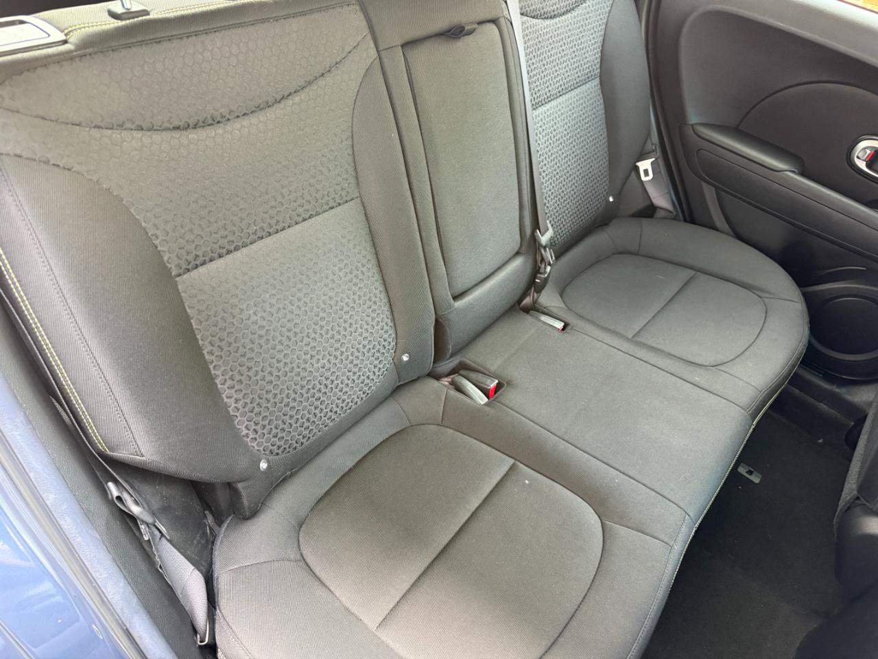 Used 2015 Kia Soul + FWD image 49
