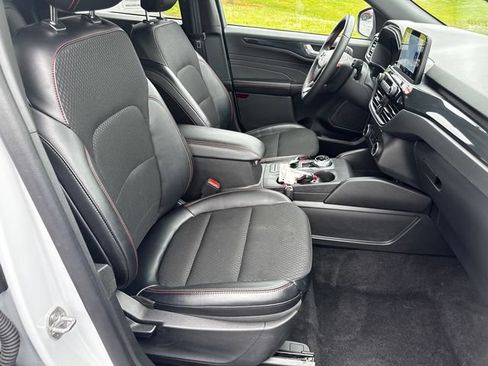 Used 2025 Ford Escape ST-Line FWD image 14