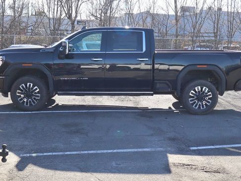 New 2026 GMC Sierra 2500 Denali Ultimate w/ Max Trailering Package AWD/4WD image 5