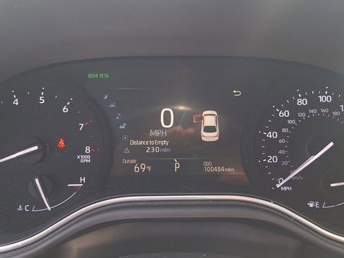 Used 2019 Toyota Avalon XLE w/ Carpet Mat Package FWD image 10