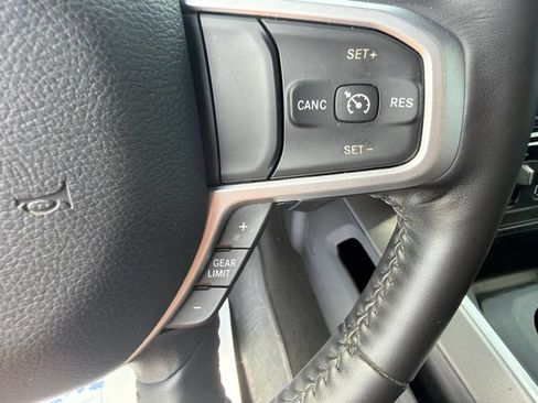 Used 2023 RAM 1500 Big Horn AWD/4WD image 25